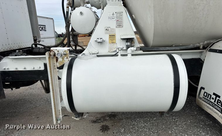 image for item DH9839 2006 Peterbilt 335 ready mix truck