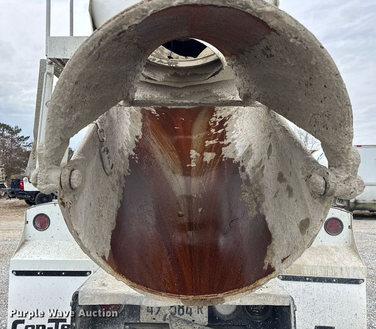 image for item DH9839 2006 Peterbilt 335 ready mix truck