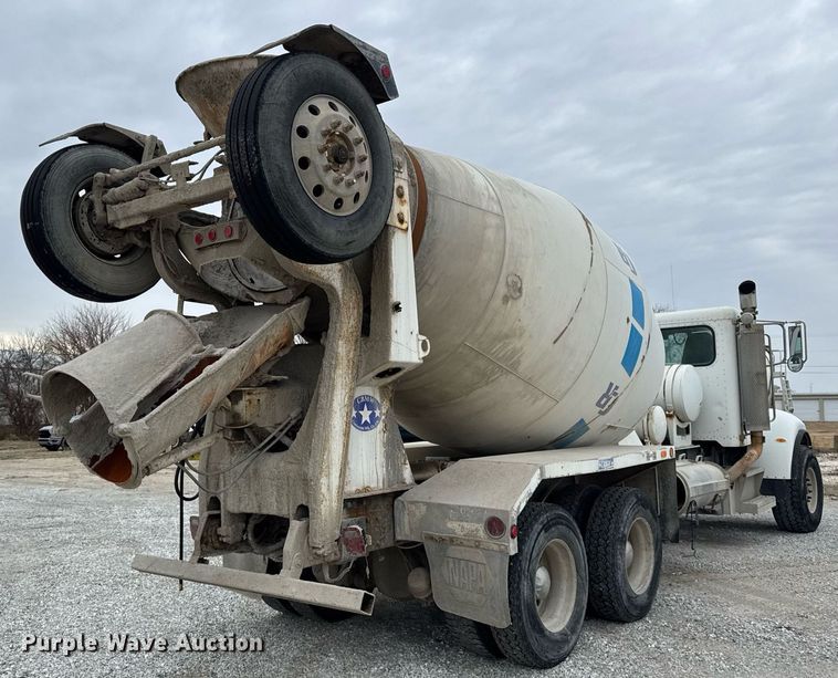 image for item DH9841 2008 Peterbilt 340 ready mix truck