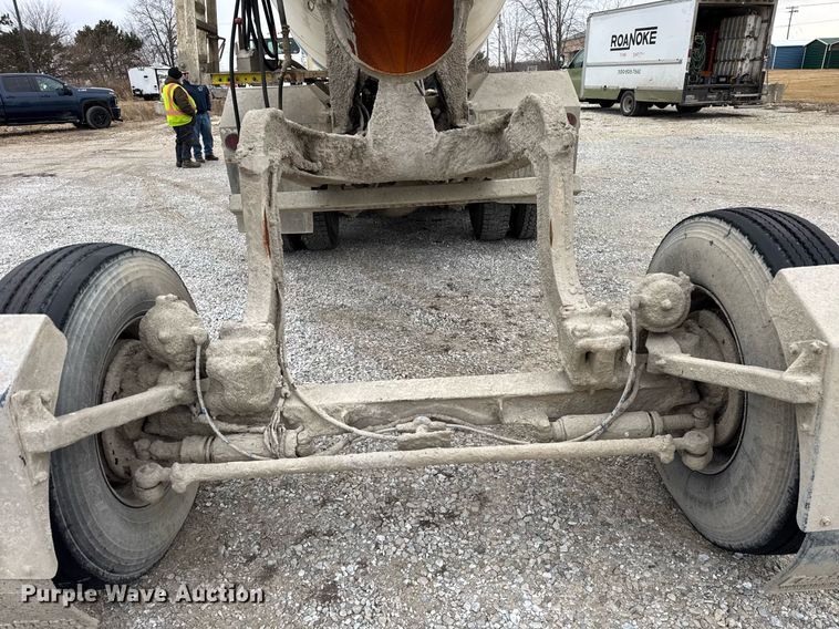 image for item DH9841 2008 Peterbilt 340 ready mix truck