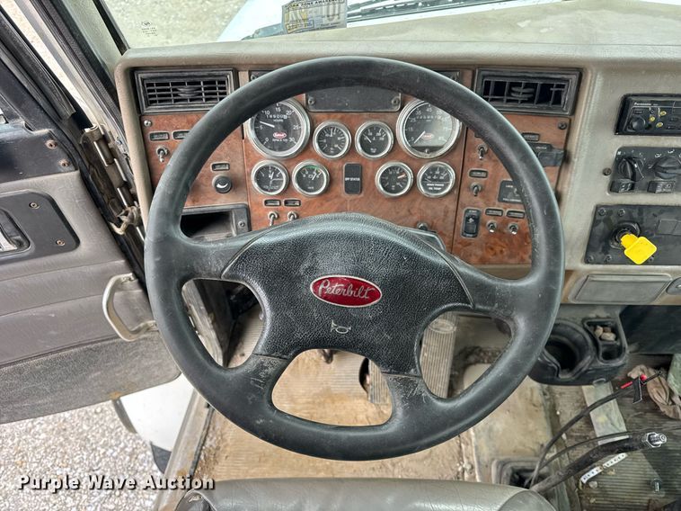 image for item DH9841 2008 Peterbilt 340 ready mix truck