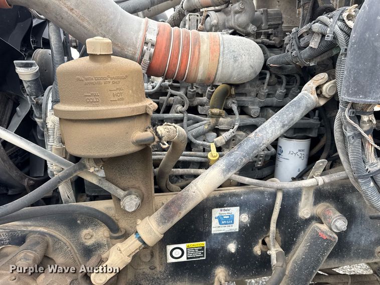 image for item DH9841 2008 Peterbilt 340 ready mix truck