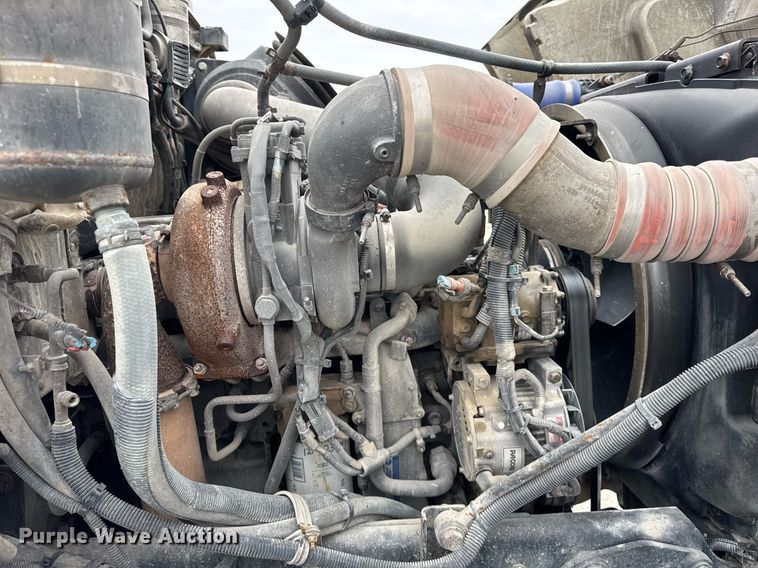 image for item DH9841 2008 Peterbilt 340 ready mix truck