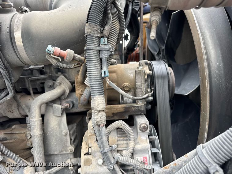 image for item DH9841 2008 Peterbilt 340 ready mix truck