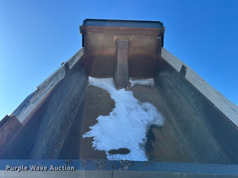 image for item DH9851 2001 Mack CX613 dump truck