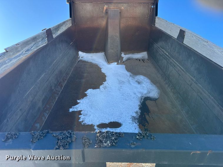 image for item DH9851 2001 Mack CX613 dump truck