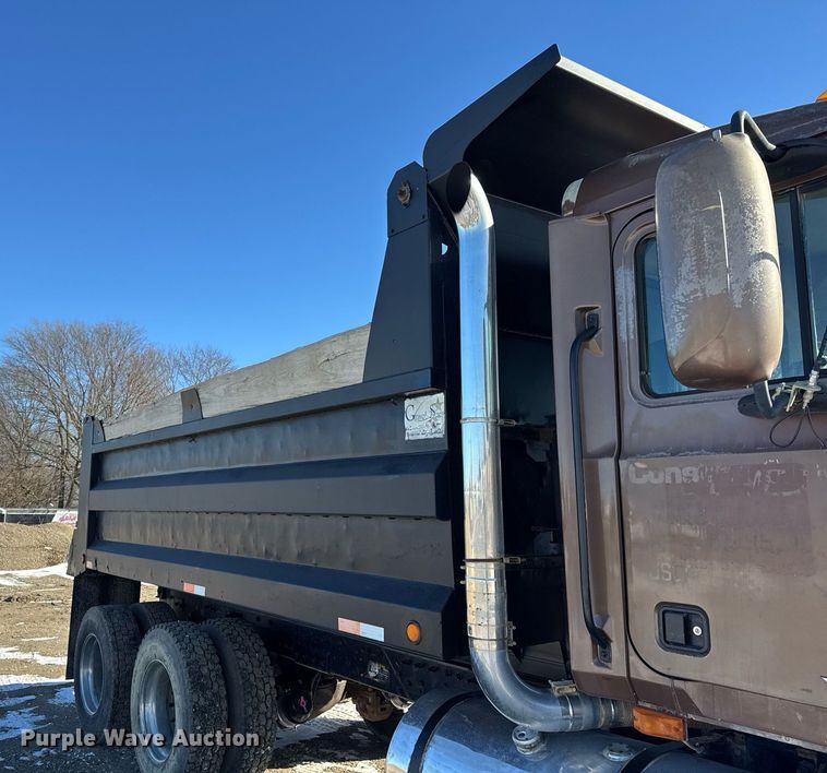 image for item DH9851 2001 Mack CX613 dump truck