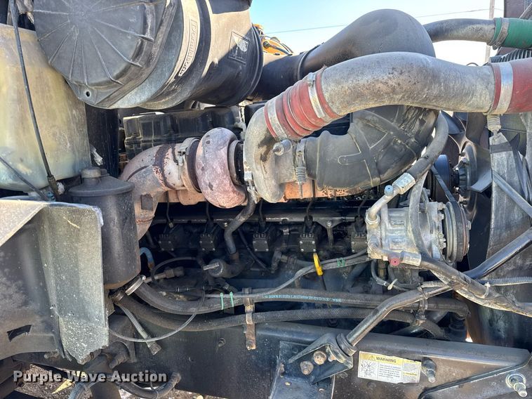 image for item DH9851 2001 Mack CX613 dump truck