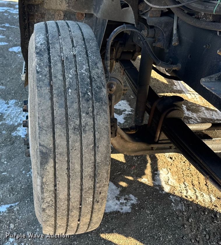 image for item DH9851 2001 Mack CX613 dump truck