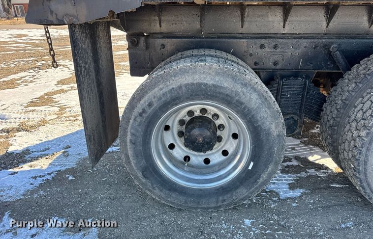 image for item DH9851 2001 Mack CX613 dump truck