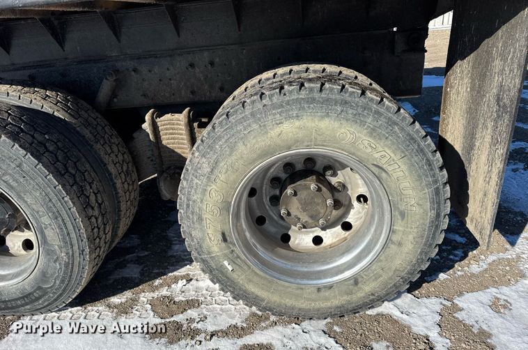 image for item DH9851 2001 Mack CX613 dump truck