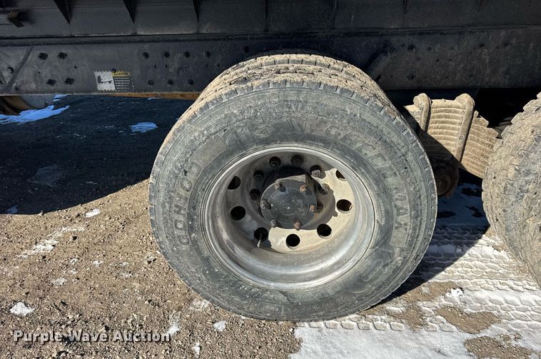 image for item DH9851 2001 Mack CX613 dump truck