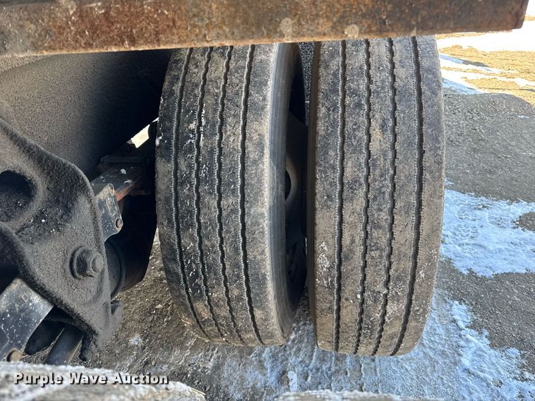 image for item DH9852 2007 International 7400 vacuum truck