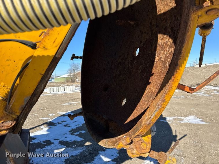 image for item DH9853 1991 International 7100 vacuum truck