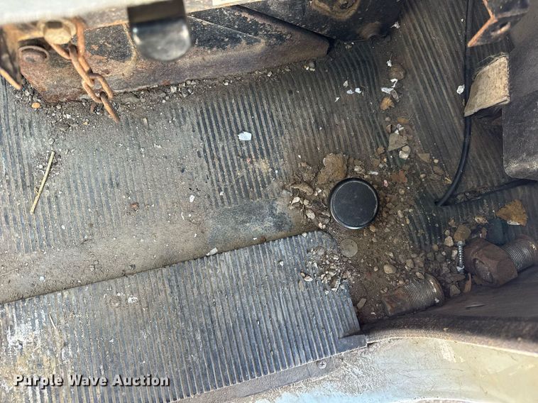 image for item DH9853 1991 International 7100 vacuum truck