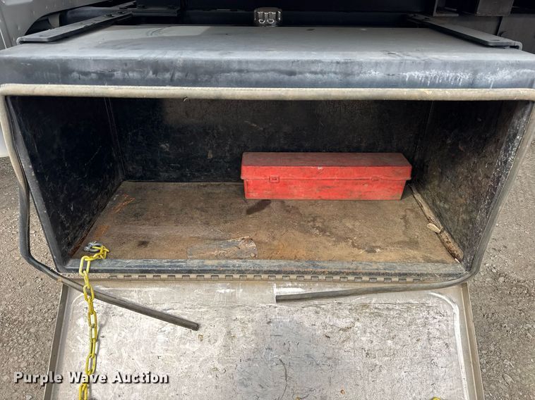 image for item DH9854 2008 Ford F550 SuperDuty XL rollback truck