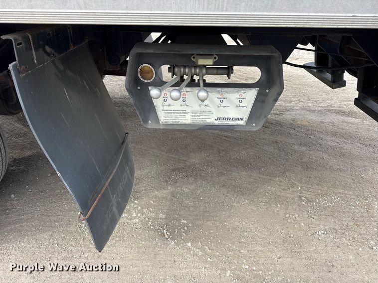 image for item DH9854 2008 Ford F550 SuperDuty XL rollback truck