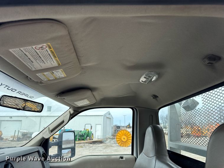 image for item DH9854 2008 Ford F550 SuperDuty XL rollback truck