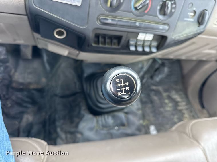 image for item DH9854 2008 Ford F550 SuperDuty XL rollback truck