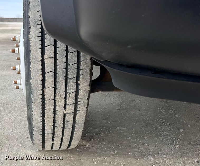 image for item DH9854 2008 Ford F550 SuperDuty XL rollback truck