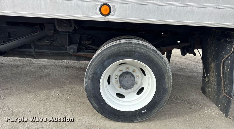 image for item DH9854 2008 Ford F550 SuperDuty XL rollback truck