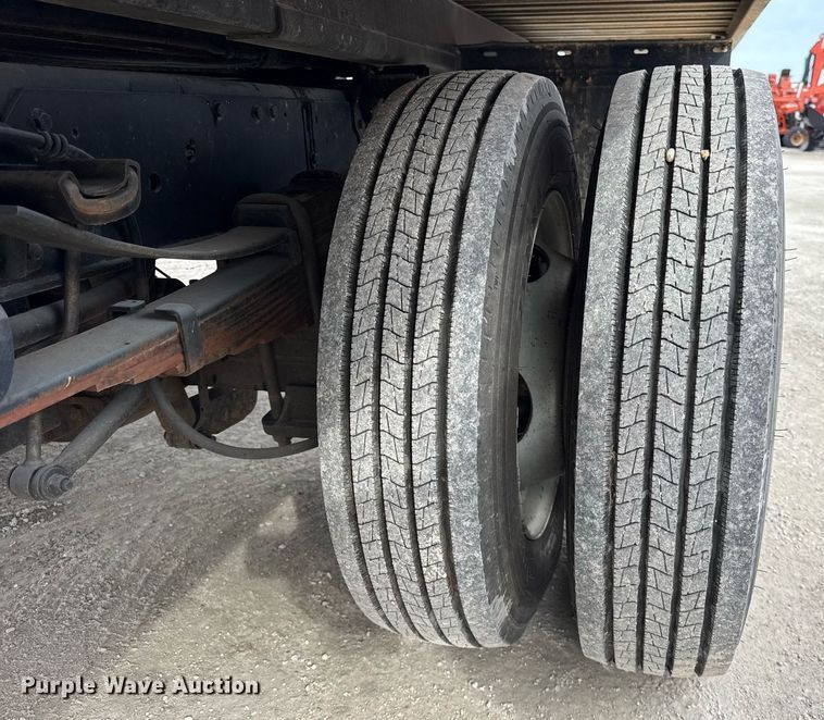 image for item DH9854 2008 Ford F550 SuperDuty XL rollback truck