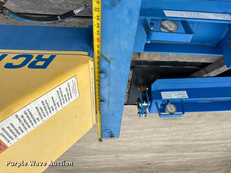 image for item DH9857 Vacuworx RC10 vacuum pipe lifter