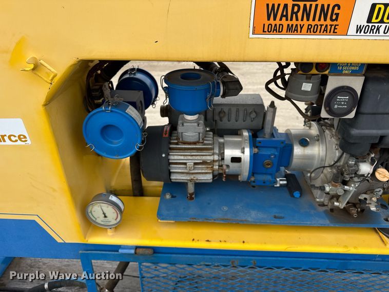 image for item DH9857 Vacuworx RC10 vacuum pipe lifter