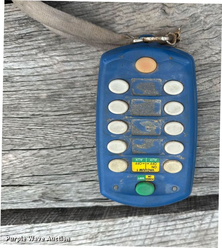 image for item DH9857 Vacuworx RC10 vacuum pipe lifter