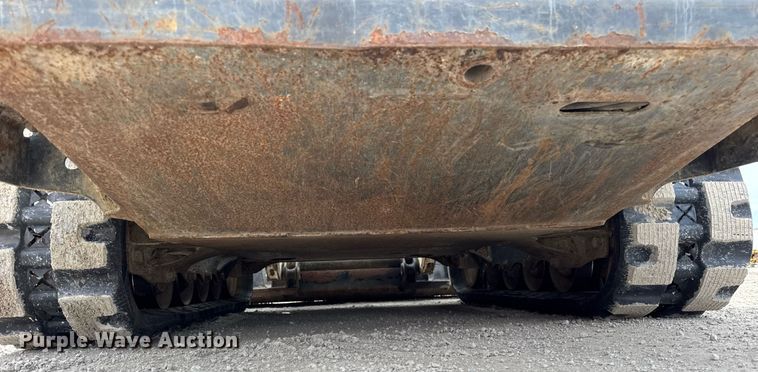 image for item DH9860 2018 Bobcat T550 tracked skid steer loader