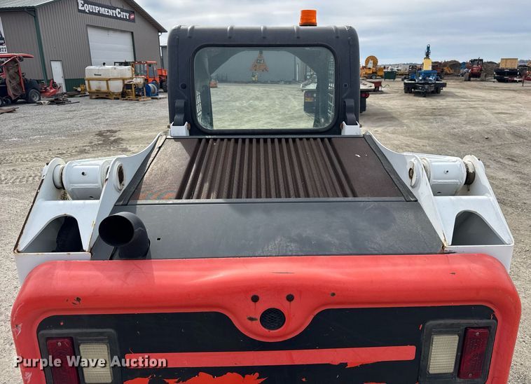 image for item DH9860 2018 Bobcat T550 tracked skid steer loader