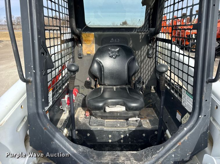 image for item DH9860 2018 Bobcat T550 tracked skid steer loader