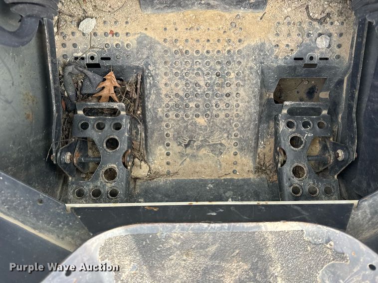 image for item DH9860 2018 Bobcat T550 tracked skid steer loader