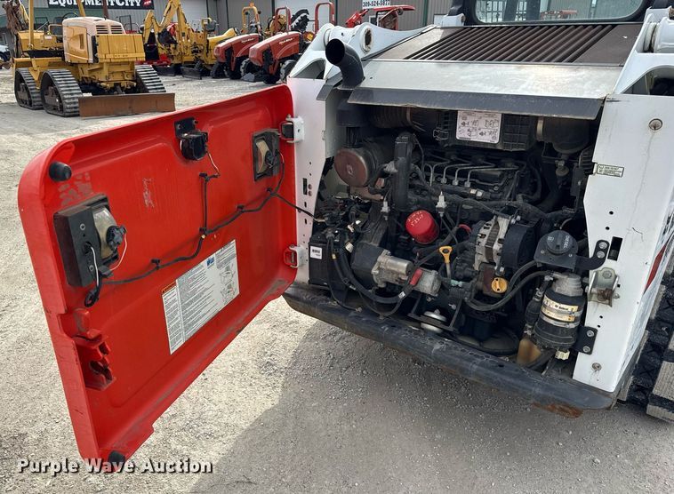 image for item DH9860 2018 Bobcat T550 tracked skid steer loader