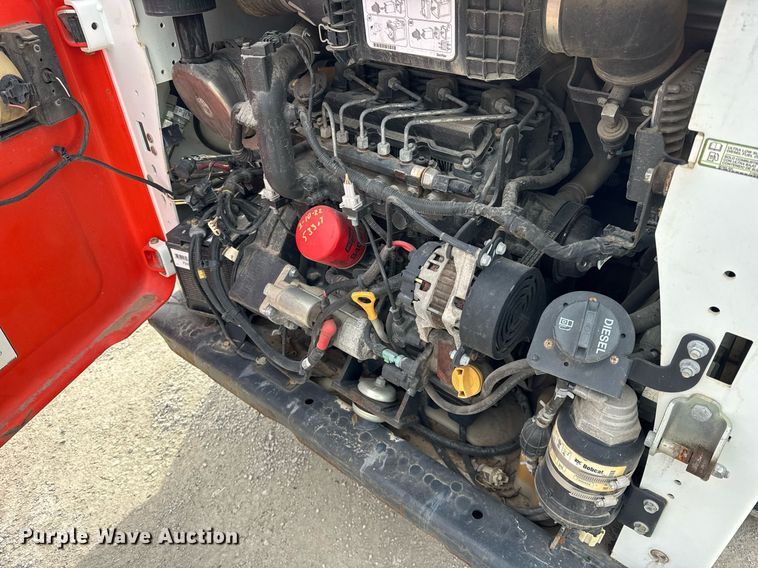 image for item DH9860 2018 Bobcat T550 tracked skid steer loader