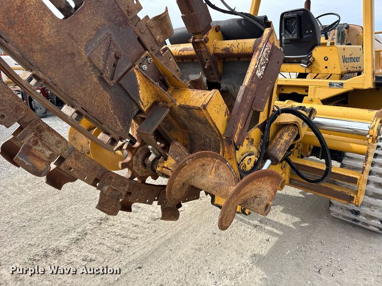 image for item DH9861 2010 Vermeer RTX1250 trencher