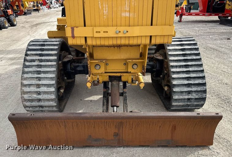 image for item DH9861 2010 Vermeer RTX1250 trencher