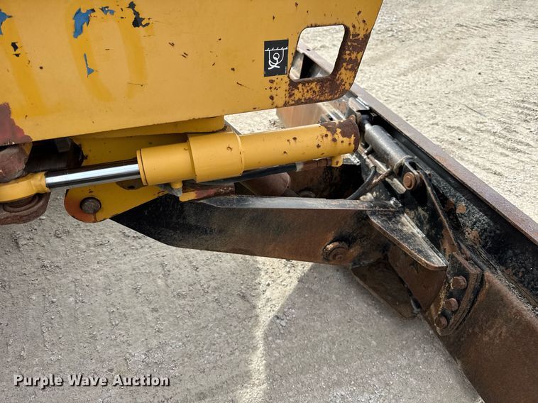 image for item DH9861 2010 Vermeer RTX1250 trencher