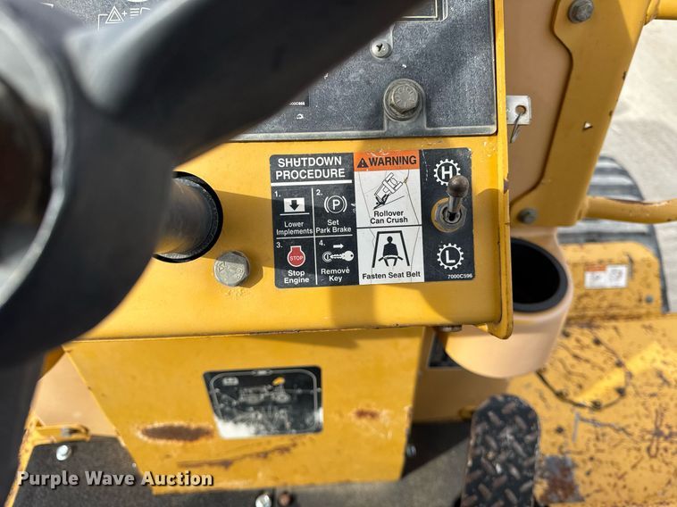 image for item DH9861 2010 Vermeer RTX1250 trencher