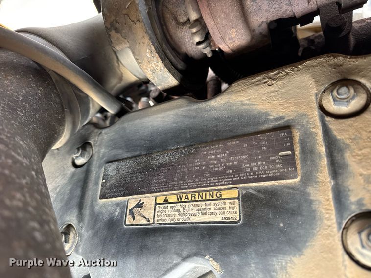 image for item DH9861 2010 Vermeer RTX1250 trencher