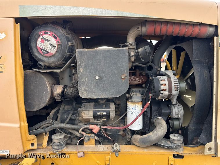 image for item DH9861 2010 Vermeer RTX1250 trencher