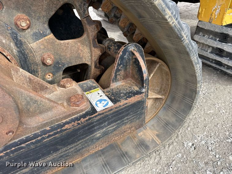 image for item DH9861 2010 Vermeer RTX1250 trencher