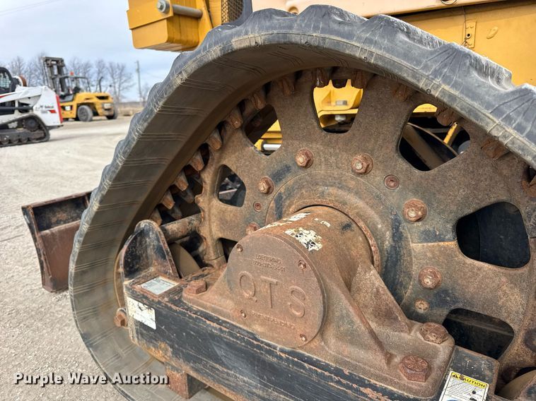 image for item DH9861 2010 Vermeer RTX1250 trencher