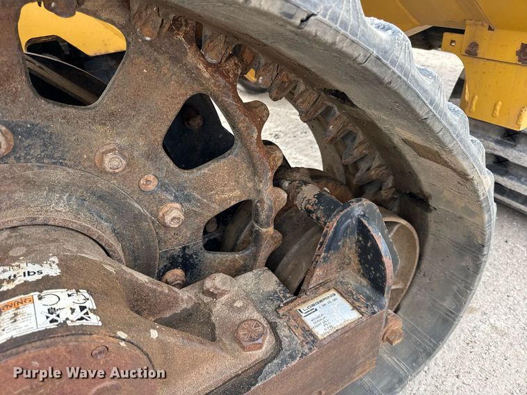 image for item DH9861 2010 Vermeer RTX1250 trencher