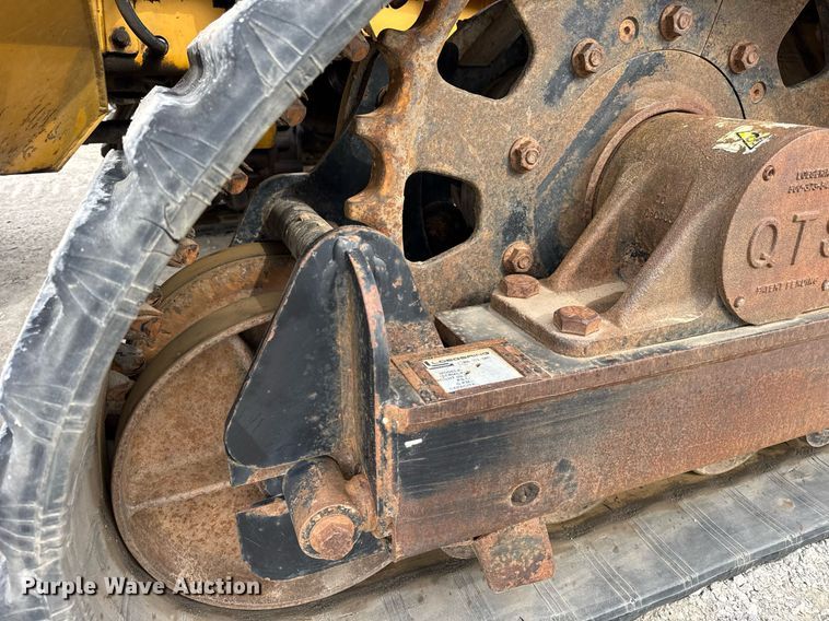 image for item DH9861 2010 Vermeer RTX1250 trencher