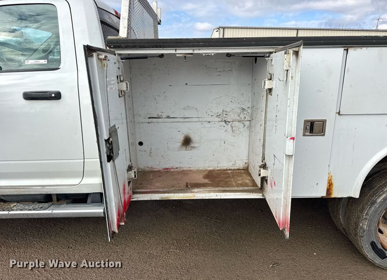 image for item DH9863 2015 Dodge Ram 5500 utility / service truck