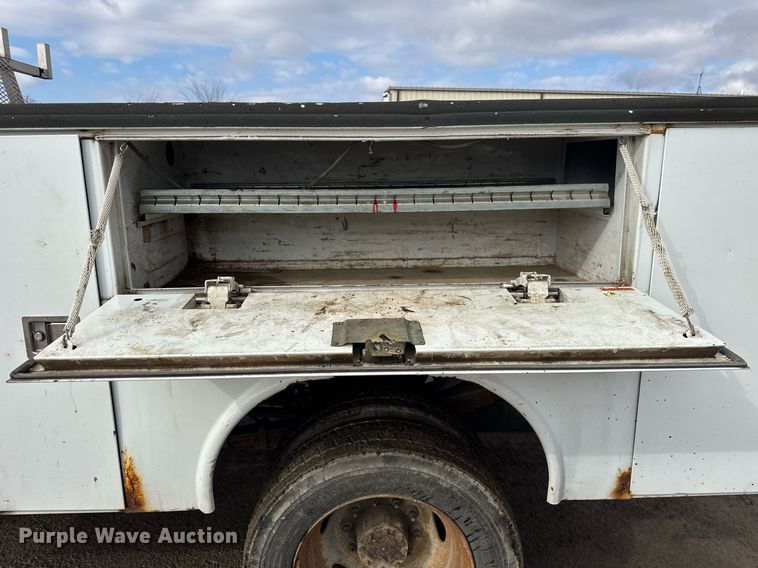 image for item DH9863 2015 Dodge Ram 5500 utility / service truck