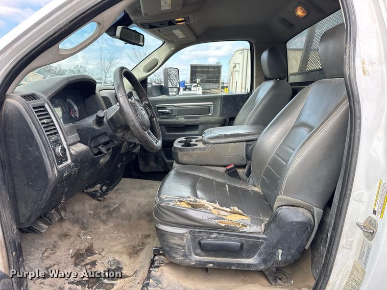 image for item DH9863 2015 Dodge Ram 5500 utility / service truck