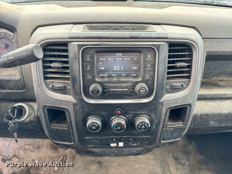 image for item DH9863 2015 Dodge Ram 5500 utility / service truck