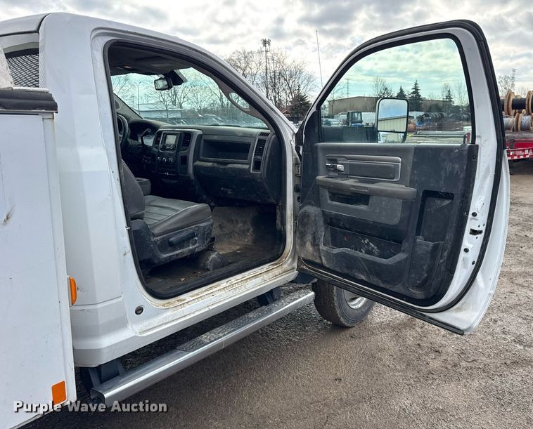 image for item DH9863 2015 Dodge Ram 5500 utility / service truck